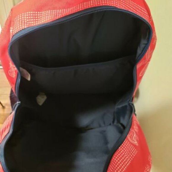 Levi's Unisex 16" Backpack laptop sleeve Printed Paisley Red/White NWT/NEW - Picture 6 of 9